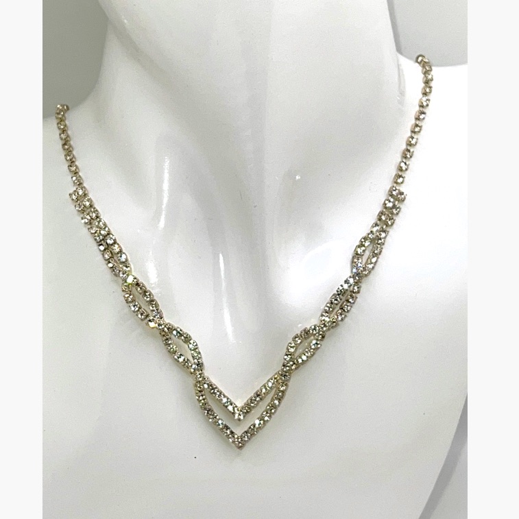 Beautiful Silver Twisted Rhinestone V-Shaped Necklace